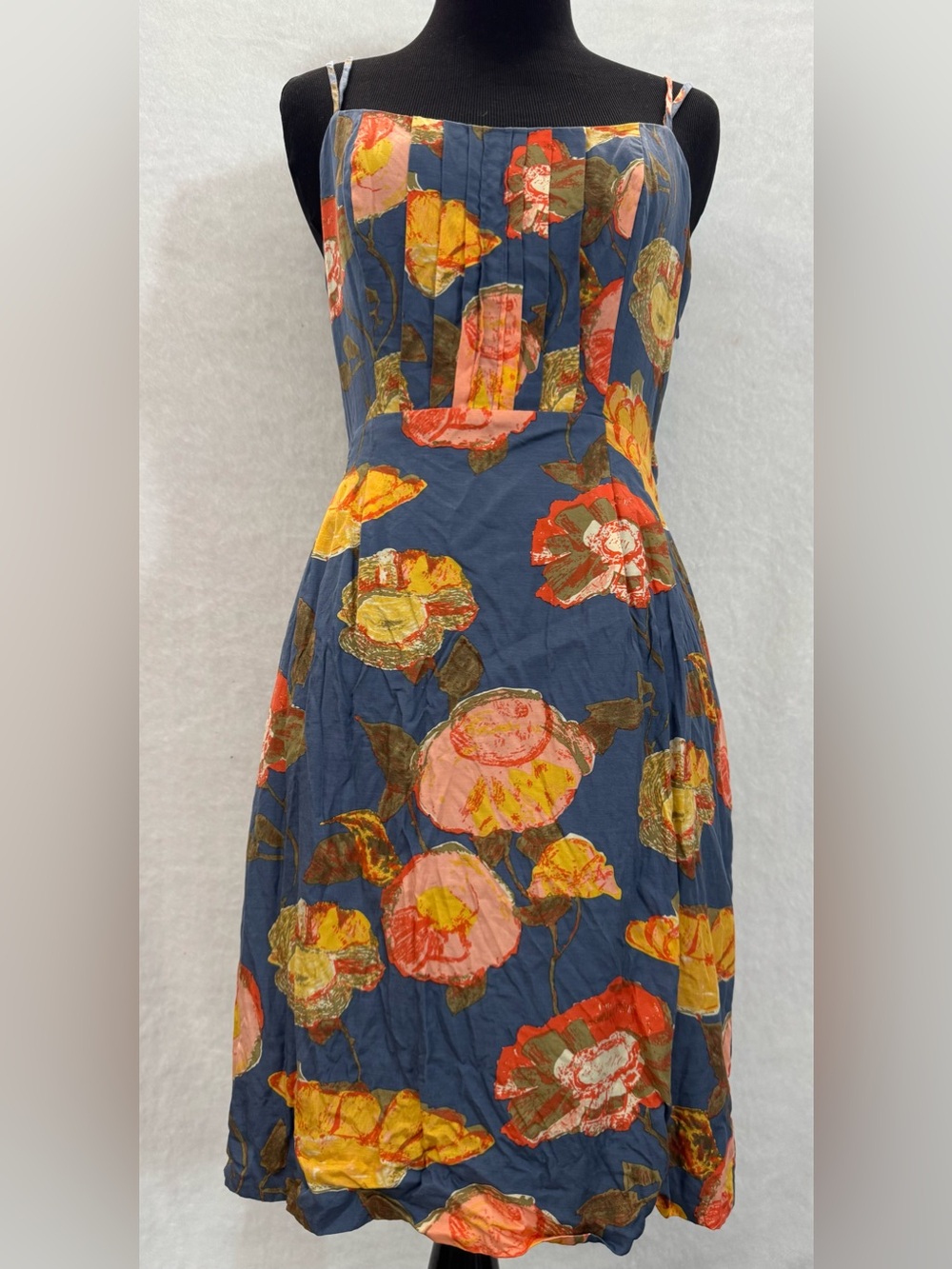 ANTHROPOLOGIE MAEVE
Peony Corset Slip Dress Silk Blend
Size 4